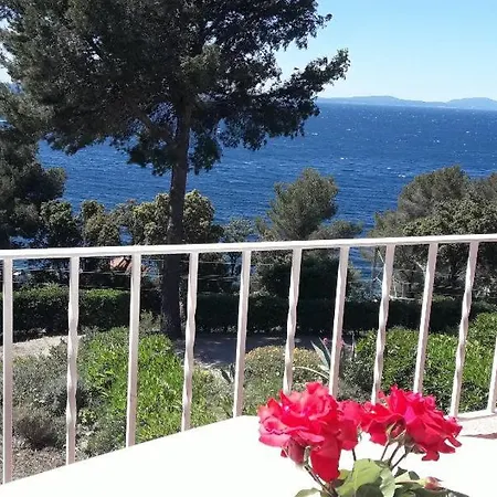Boulouris Panorama Apartment